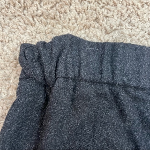 Aritzia Babaton Cohen Wool Cashmere Pleated Slim Straight Trouser Pants Size 2 - Picture 15 of 16